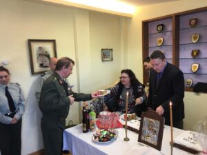 img-62ad7833caab4005a04455fe5df49f49-v